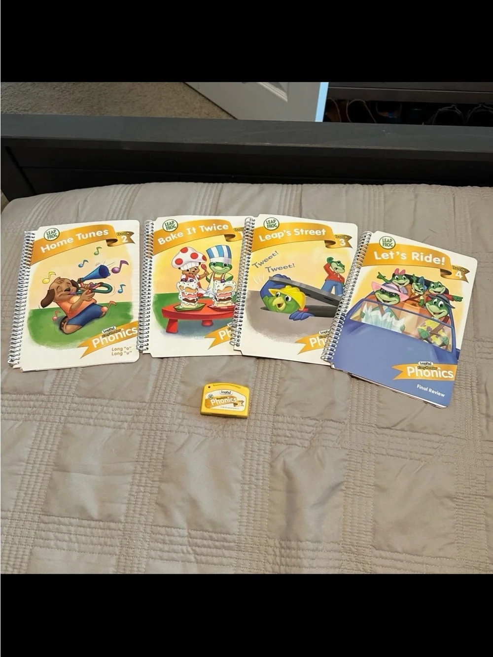 LEAP FROG Easy Reader Phonics 4 Book Set and Cartridge GREAT Condition RARE